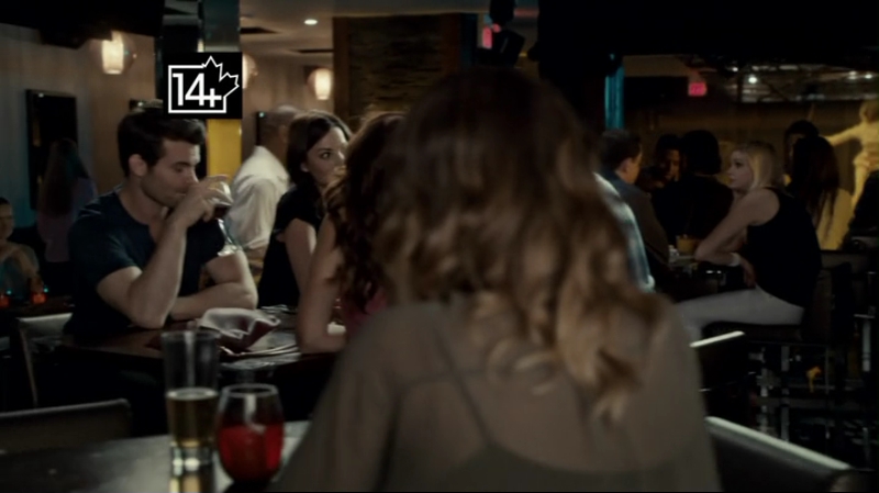 VampireDiariesWorld-dot-org_SavingHope2x13-0000.jpg