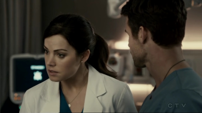 VampireDiariesWorld-dot-org_SavingHope2x13-0827.jpg