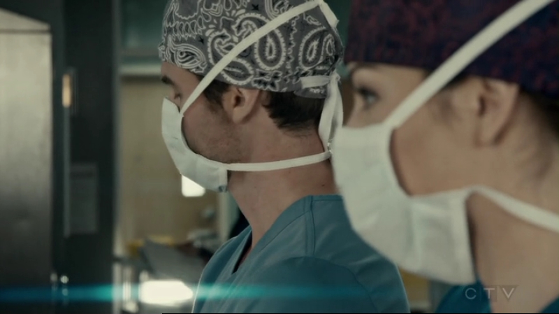 VampireDiariesWorld-dot-org_SavingHope2x13-0861.jpg