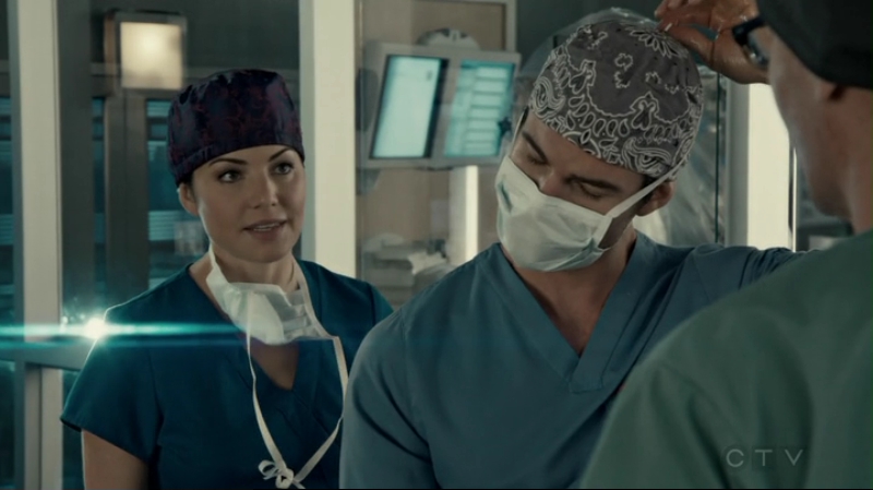 VampireDiariesWorld-dot-org_SavingHope2x13-0886.jpg