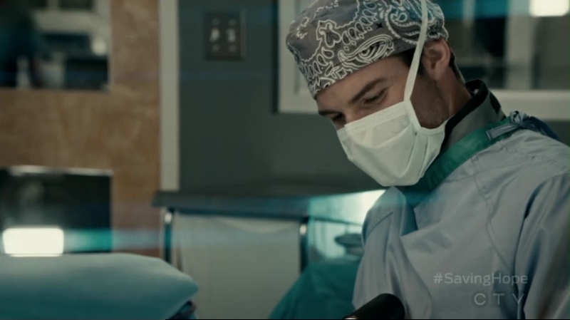 VampireDiariesWorld-dot-org_SavingHope2x13-1252.jpg