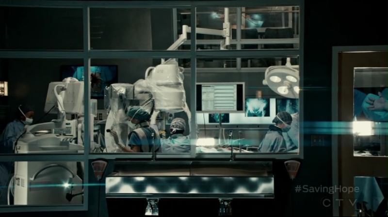 VampireDiariesWorld-dot-org_SavingHope2x13-1285.jpg