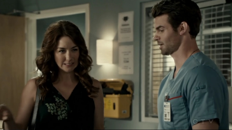 VampireDiariesWorld-dot-org_SavingHope2x13-2294.jpg