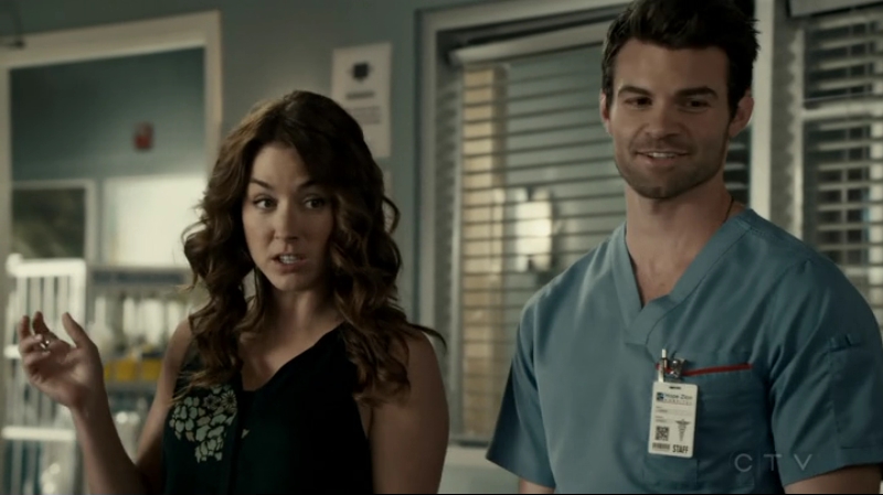 VampireDiariesWorld-dot-org_SavingHope2x13-2314.jpg