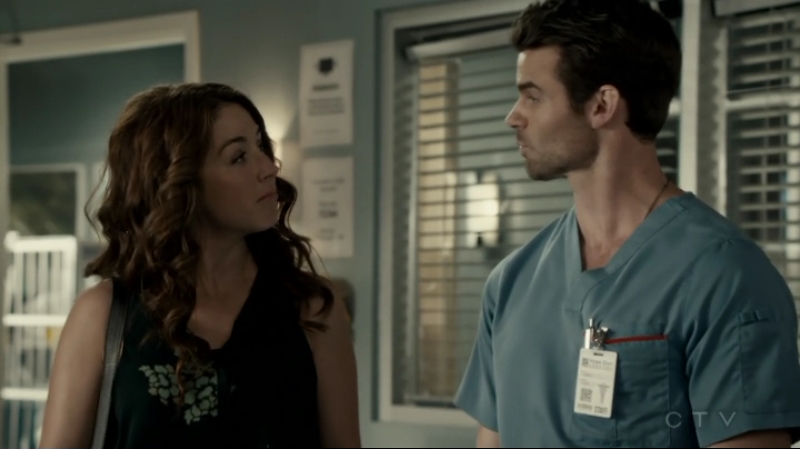 VampireDiariesWorld-dot-org_SavingHope2x13-2320.jpg