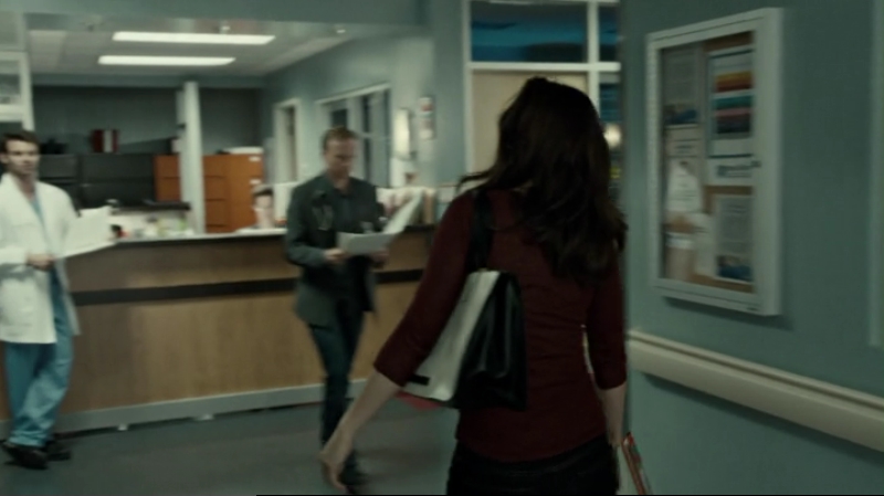 VampireDiariesWorld-dot-org_SavingHope2x14-0009.jpg