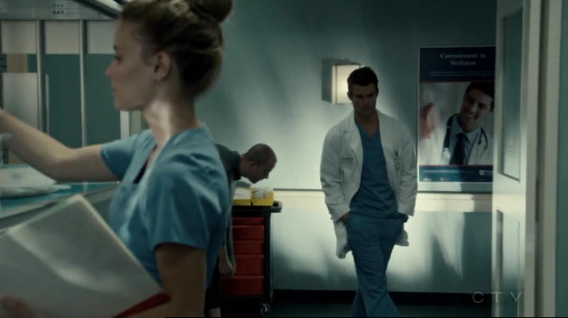 VampireDiariesWorld-dot-org_SavingHope2x15-0561.jpg