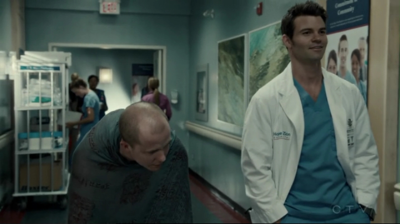 VampireDiariesWorld-dot-org_SavingHope2x15-0572.jpg