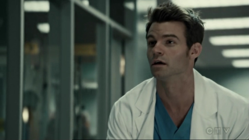 VampireDiariesWorld-dot-org_SavingHope2x15-0632.jpg