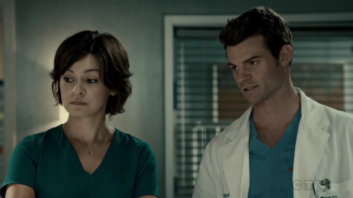 VampireDiariesWorld-dot-org_SavingHope2x16-2083.jpg
