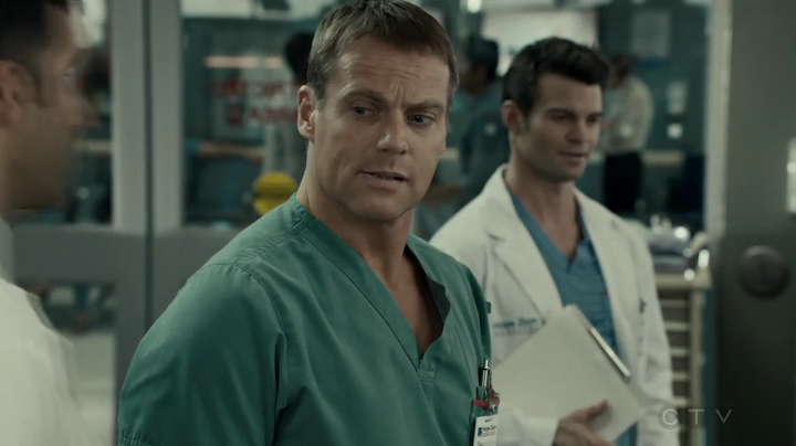 VampireDiariesWorld-dot-org_SavingHope2x17-0535.jpg