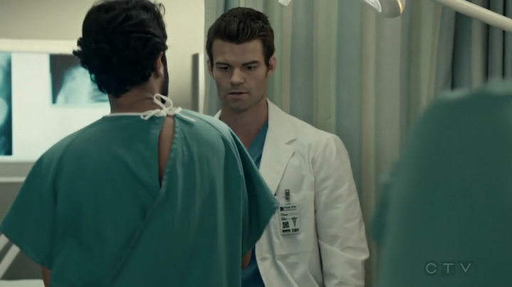 VampireDiariesWorld-dot-org_SavingHope2x17-1973.jpg VampireDiariesWorld-dot-org_SavingHope2x17-1973.jpg