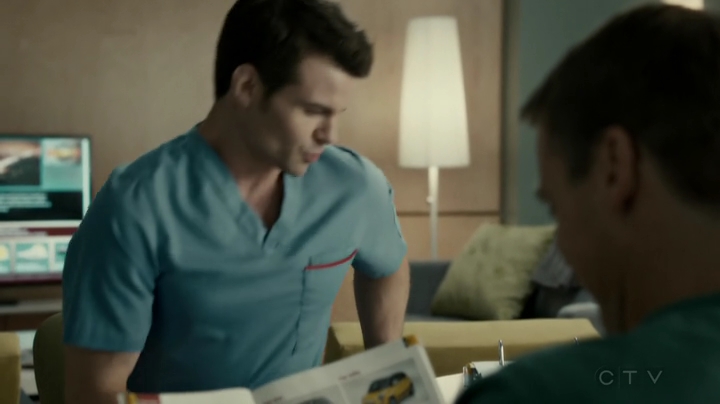 VampireDiariesWorld-dot-org_SavingHope2x17-2424.jpg