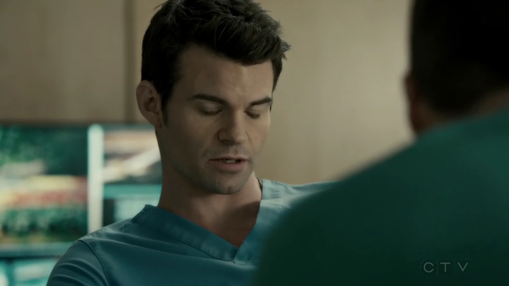 VampireDiariesWorld-dot-org_SavingHope2x17-2477.jpg VampireDiariesWorld-dot-org_SavingHope2x17-2477.jpg