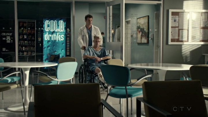 VampireDiariesWorld-dot-org_SavingHope2x18-1773.jpg