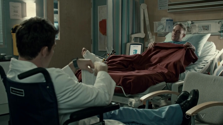 VampireDiariesWorld-dot-org_SavingHope2x18-2024.jpg