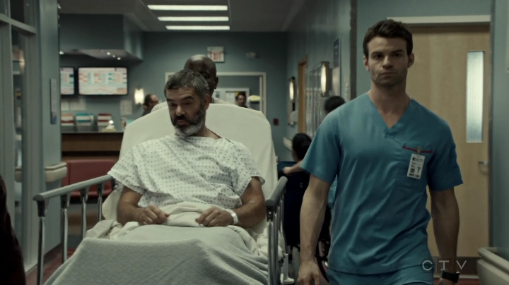VampireDiariesWorld-dot-org_SavingHope3x02-1898.jpg