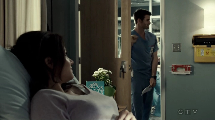 VampireDiariesWorld-dot-org_SavingHope3x03-1680.jpg