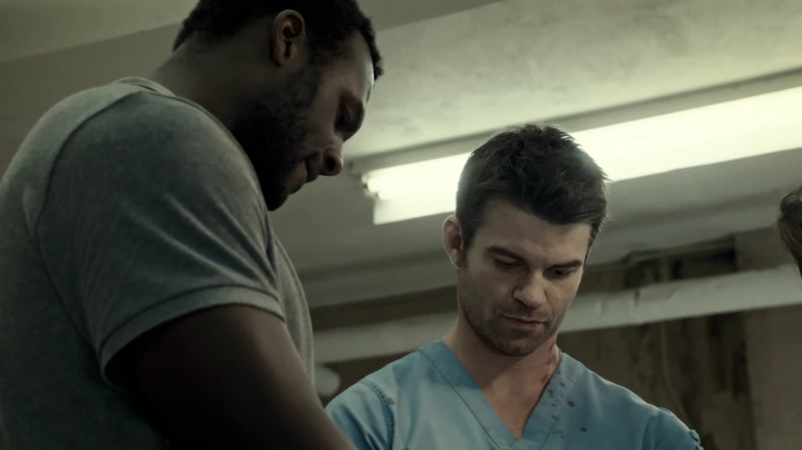 VampireDiariesWorld-dot-org_SavingHope3x04-1632.jpg