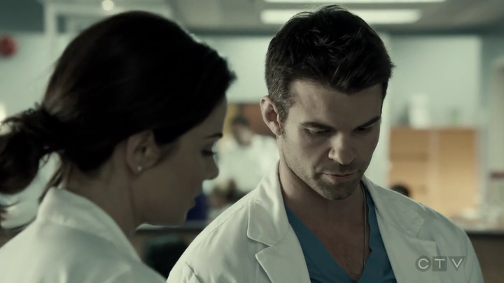 VampireDiariesWorld-dot-org_SavingHope3x05-0978.jpg