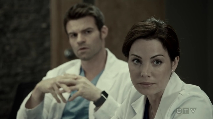 VampireDiariesWorld-dot-org_SavingHope3x05-1139.jpg