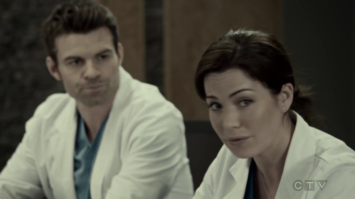 VampireDiariesWorld-dot-org_SavingHope3x05-1170.jpg