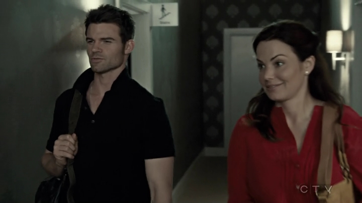 VampireDiariesWorld-dot-org_SavingHope3x05-2362.jpg