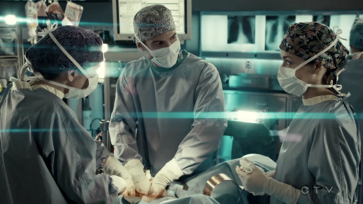 VampireDiariesWorld-dot-org_SavingHope3x06-1756.jpg