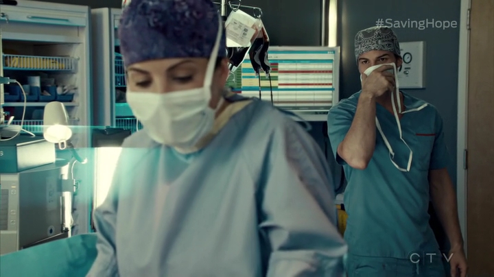 VampireDiariesWorld_dot_nl-SavingHope3x09-828.jpg