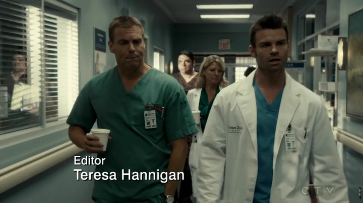 VampireDiariesWorld_dot_nl-SavingHope3x12-340.jpg