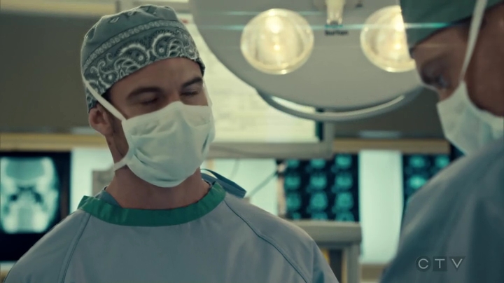 VampireDiariesWorld_dot_nl-SavingHope3x13-2002.jpg