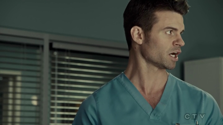 VampireDiariesWorld_dot_nl-SavingHope3x13-746.jpg