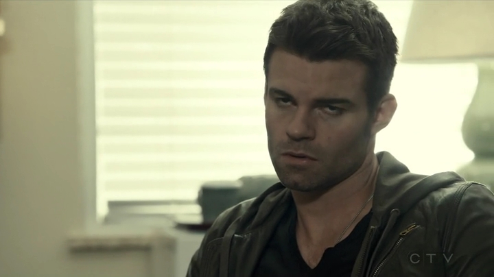 VampireDiariesWorld_dot_nl-SavingHope3x14-865.jpg