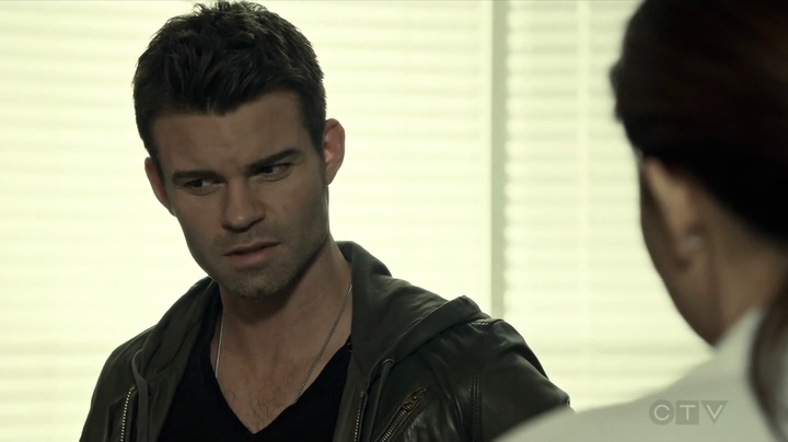 VampireDiariesWorld_dot_nl-SavingHope3x14-901.jpg
