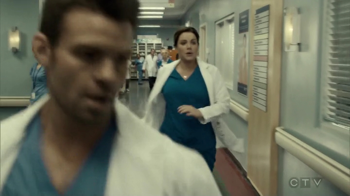 VampireDiariesWorld_dot_nl-SavingHope3x15-1114.jpg