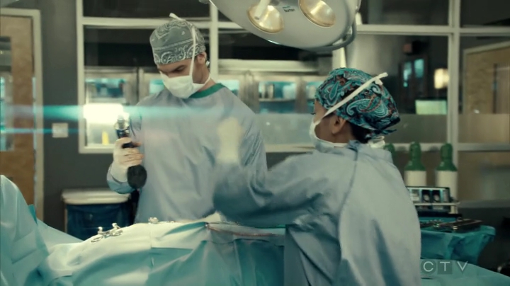 VampireDiariesWorld_dot_nl-SavingHope3x15-663.jpg