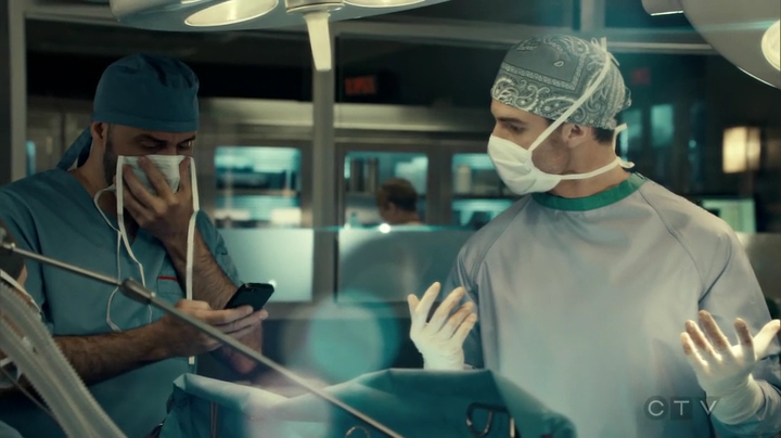 VampireDiariesWorld_dot_nl-SavingHope3x15-709.jpg