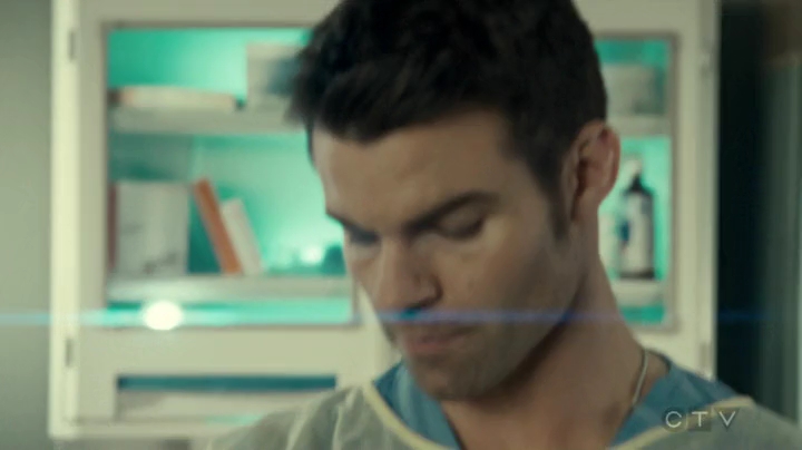 VampireDiariesWorld_dot_nl-SavingHope3x17-138.jpg