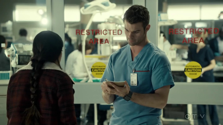 VampireDiariesWorld_dot_nl-SavingHope3x17-339.jpg