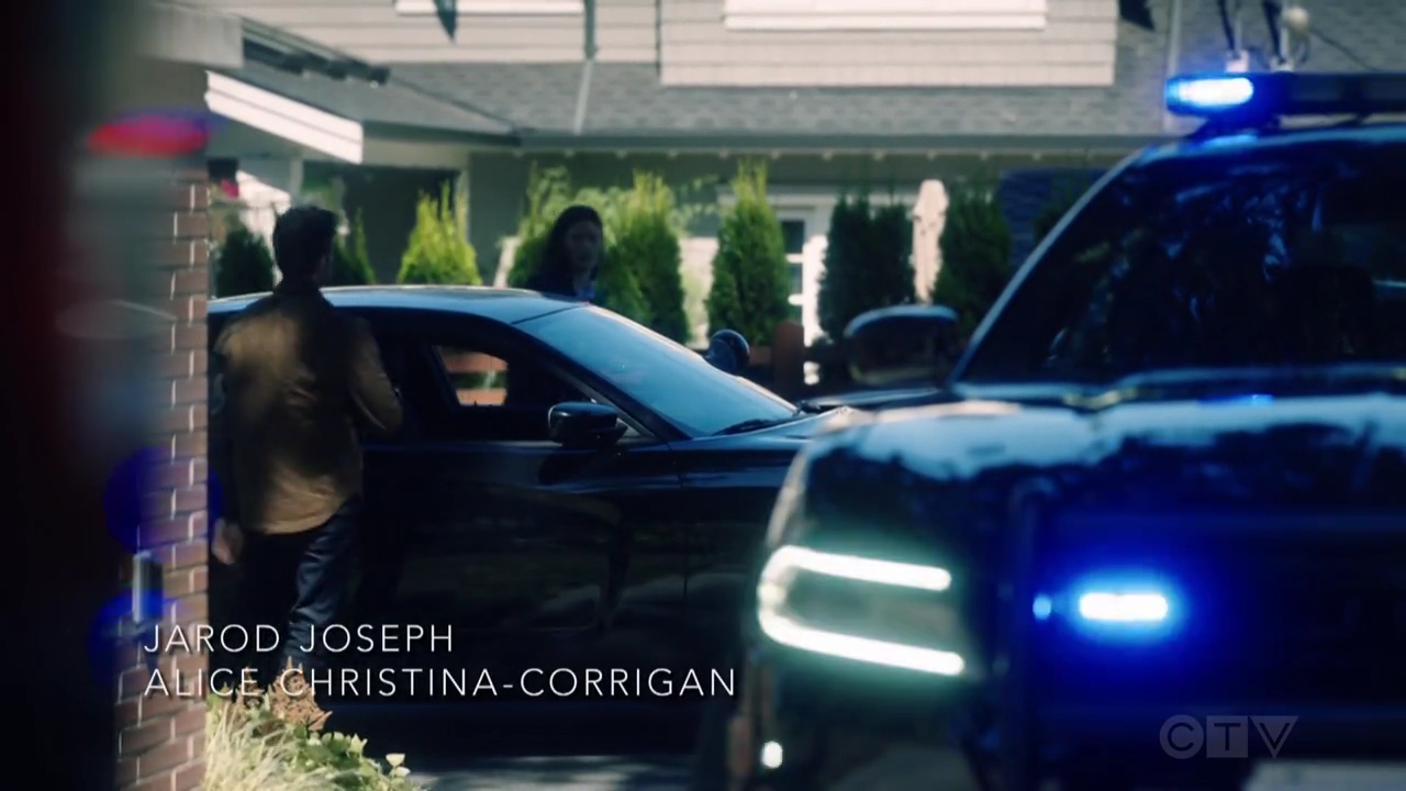 VampireDiariesWorld-dot-nl_SightUnseen1x01-0049.jpg
