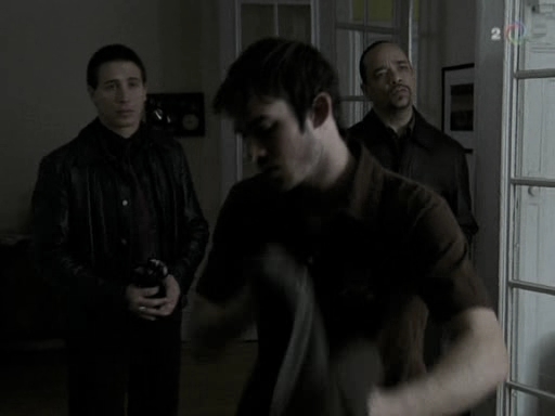 VampireDiariesWorld-dot-nl_LawAndOrderSVU4x20-0161.jpg