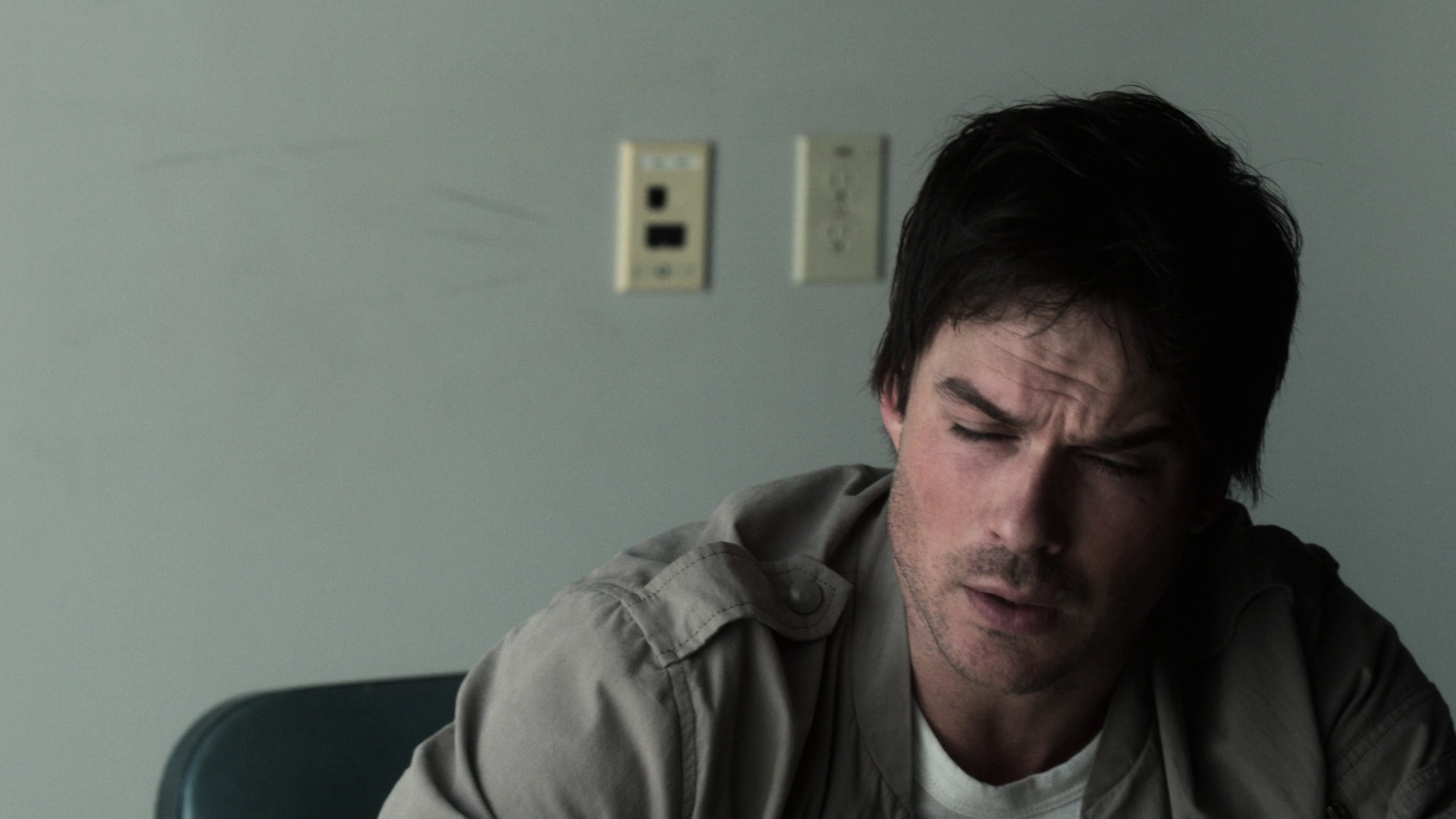 VampireDiariesWorld-dot-nl_V-Wars1x01-2205.jpg