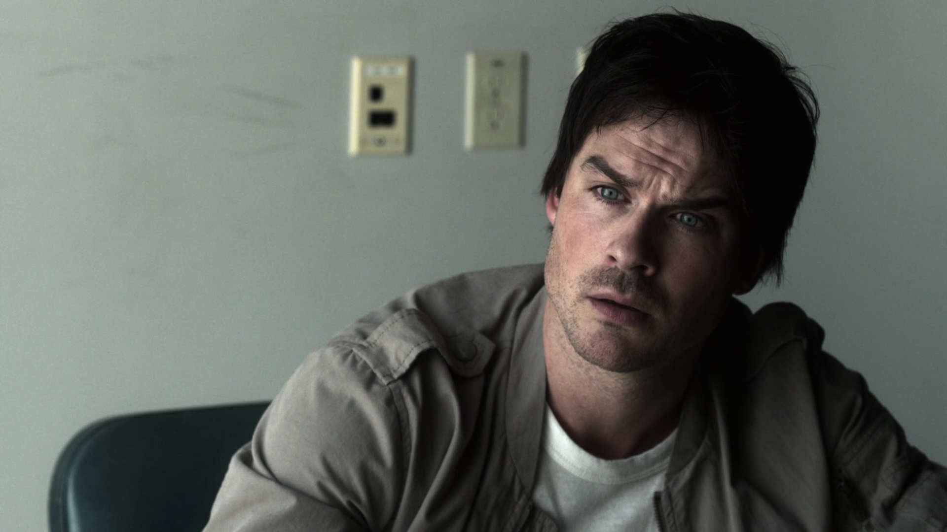 VampireDiariesWorld-dot-nl_V-Wars1x01-2231.jpg