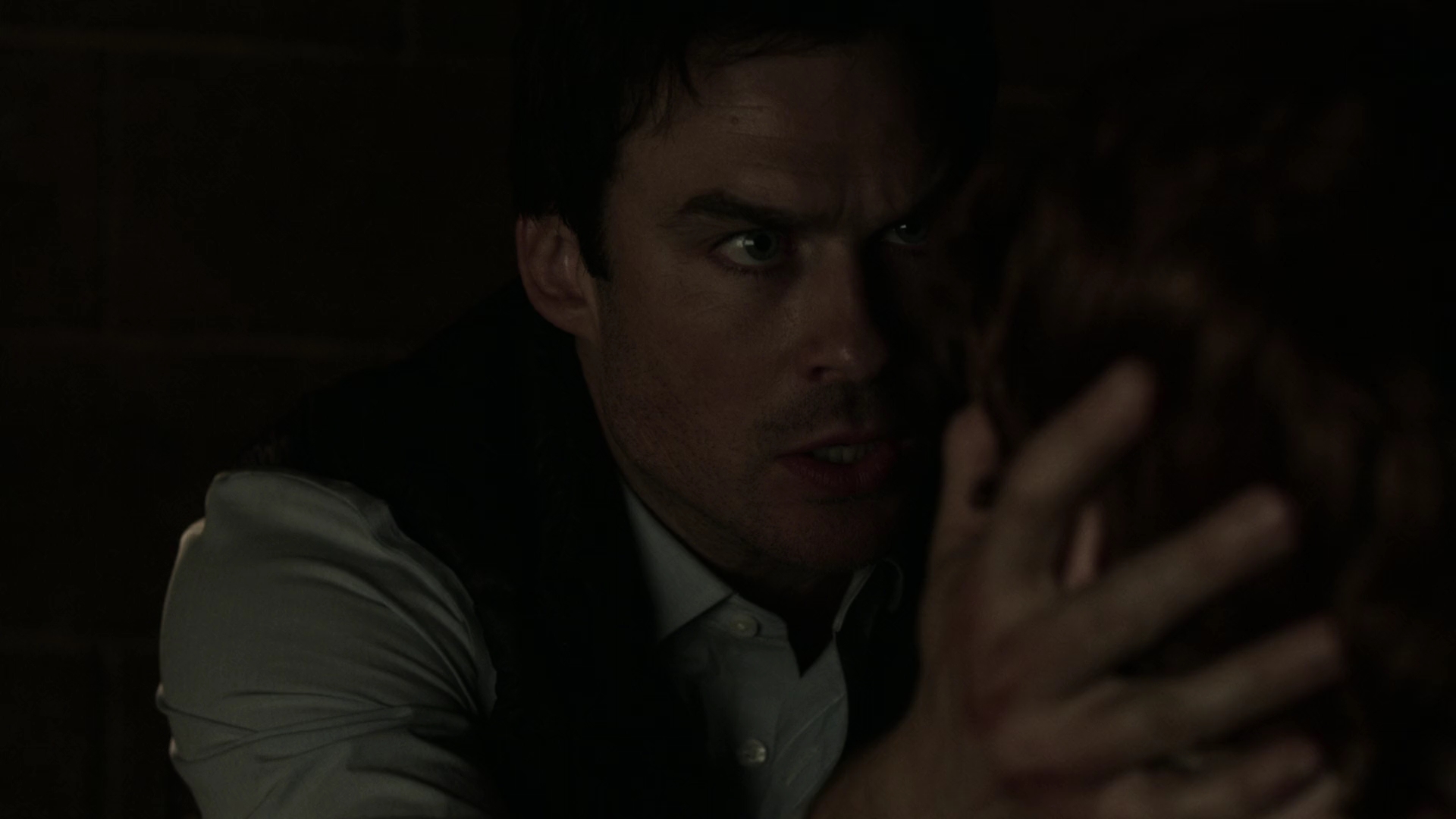 VampireDiariesWorld-dot-nl_V-Wars1x08-0230.jpg VampireDiariesWorld-dot-nl_V-Wars1x08-0230.jpg