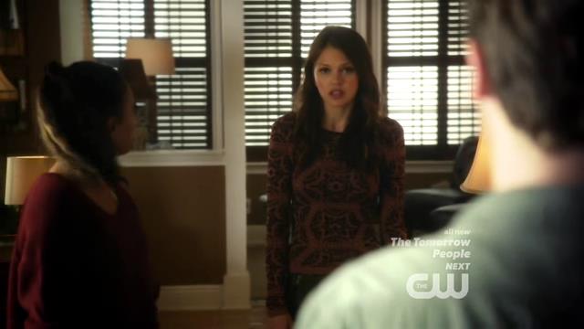 VampireDiariesWorld-dot-org_StarCrossedS01E06-2110.jpg
