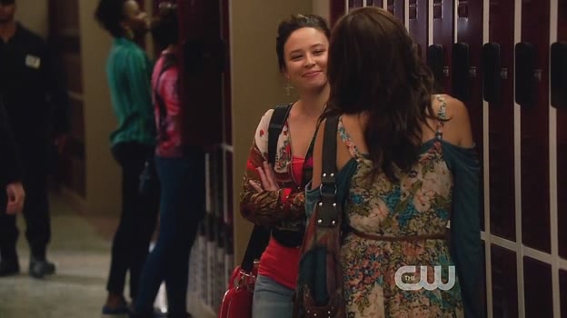 VampireDiariesWorld-dot-org_StarCrossedS01E08-0312.jpg