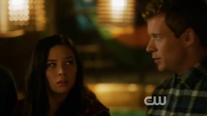 VampireDiariesWorld-dot-org_StarCrossed-S01E13-0312.jpg