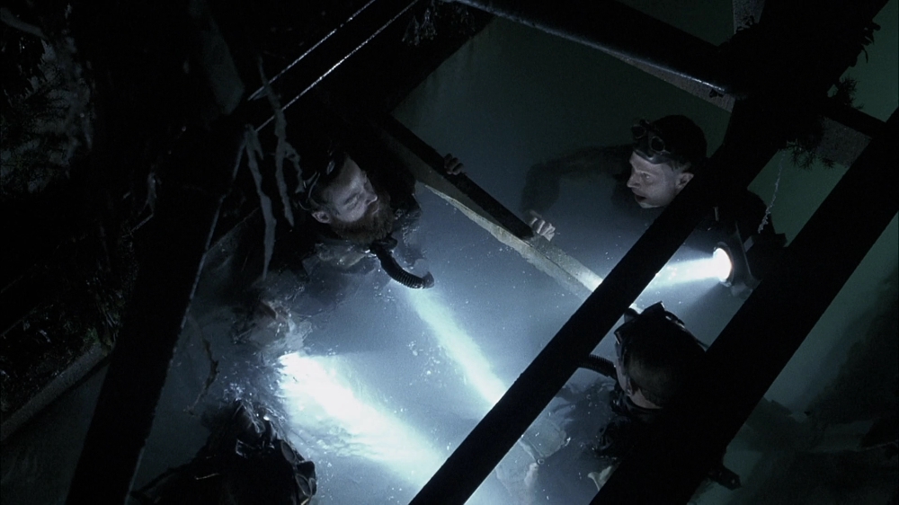 VampireDiariesWorld-dot-org_Below2744.jpg