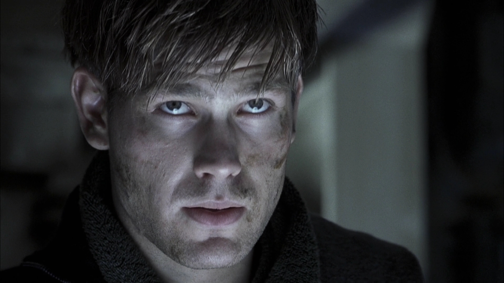 VampireDiariesWorld-dot-org_Below3265.jpg