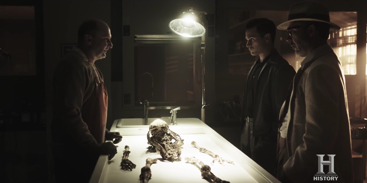 VampireDiariesWorld-dot-nl_ProjectBlueBook2x02-0821.jpg